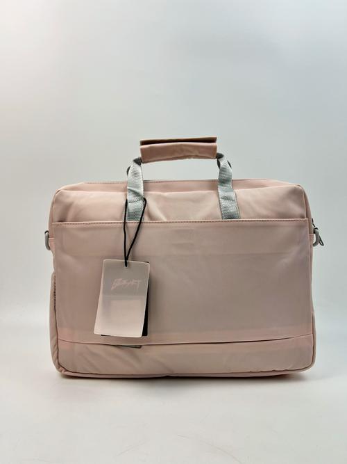 请推荐适合日常通勤的osprey品牌包包?