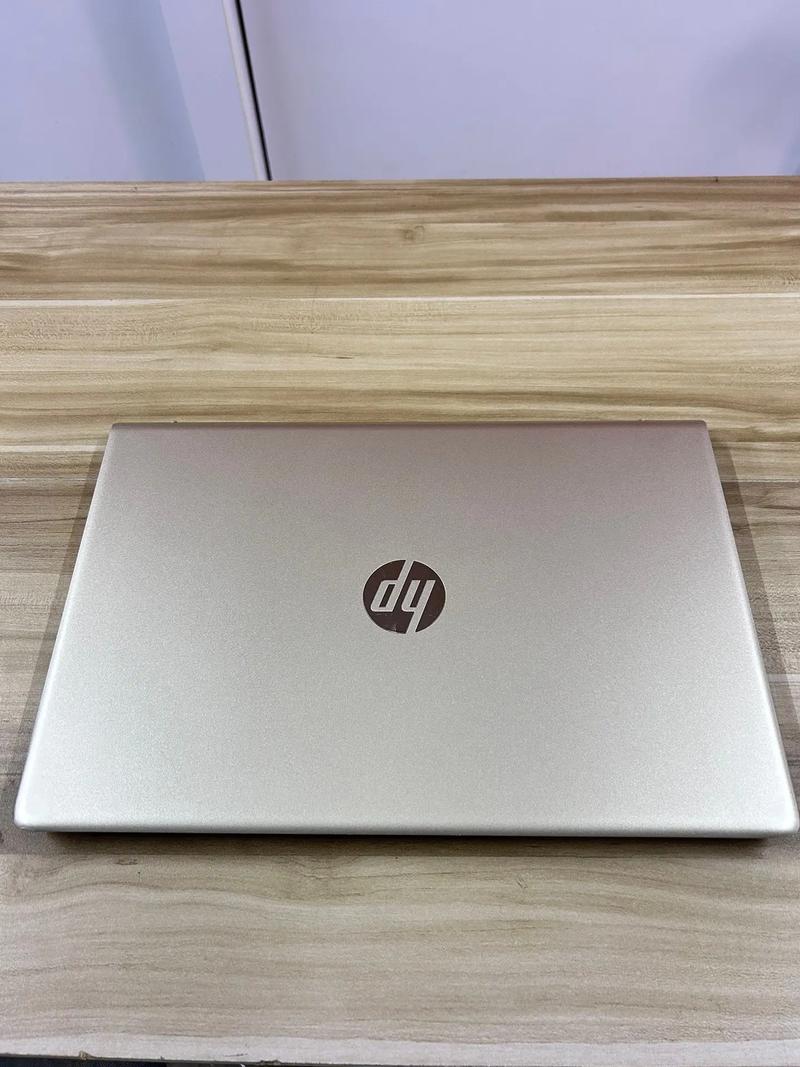想买个笔记本电脑!i78核的处理器,4G显卡,8G内存!推荐一款呗!谢谢