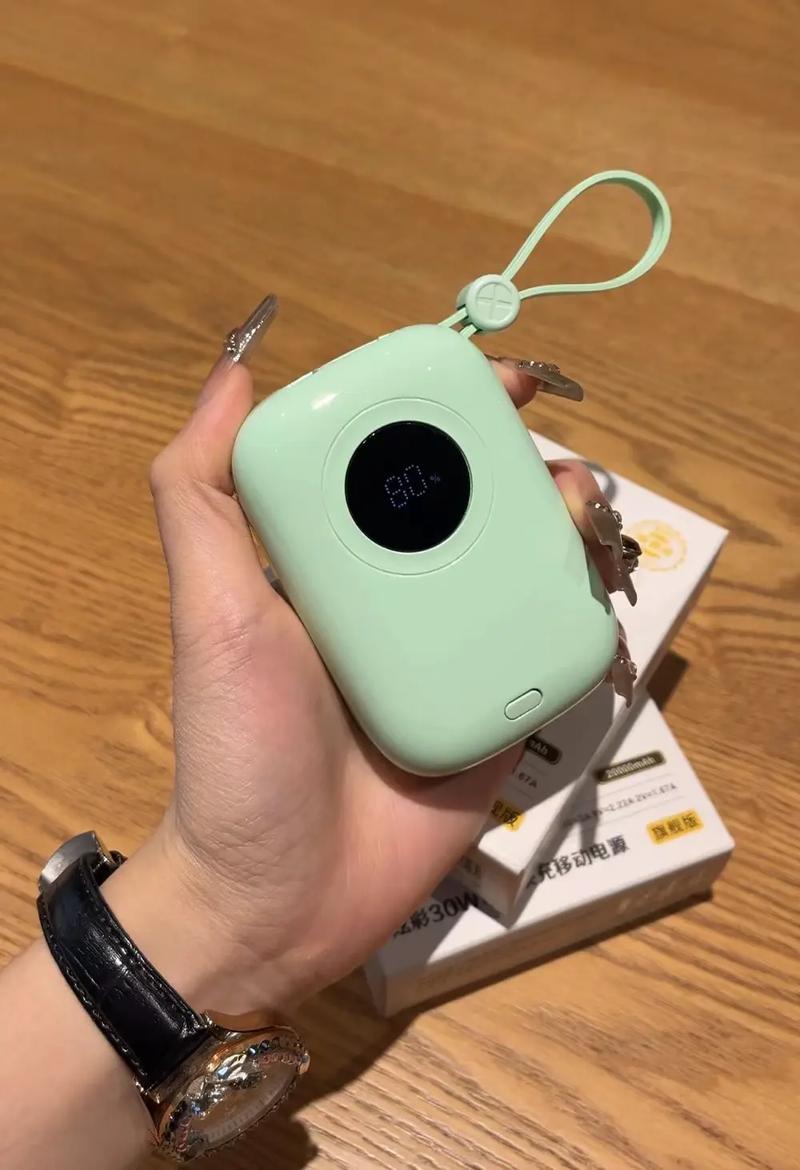 哪些充电宝可以充笔记本电脑