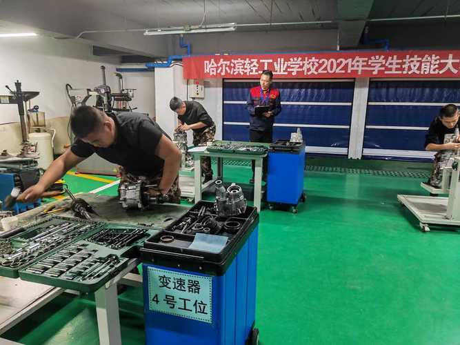 联想相对于竞争者有什么优势与劣势?