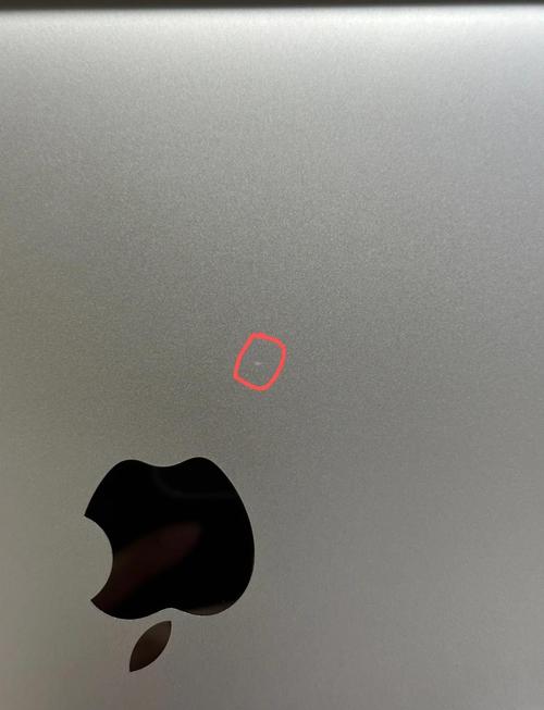 笔记本电脑镜面屏笔记本镜面屏容易划痕