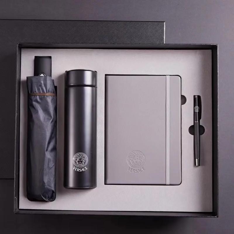 买笔记本电脑的时候可以要求老板送些什么东西?