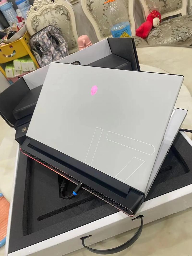 7寸以及17寸以上显示屏笔记本电脑推荐