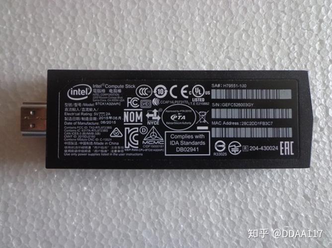 【装机科普日报】第5期:聊一聊可以随身携带的“迷你电脑棒”