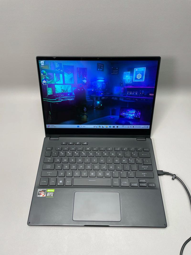 华硕拜家之眼多少钱