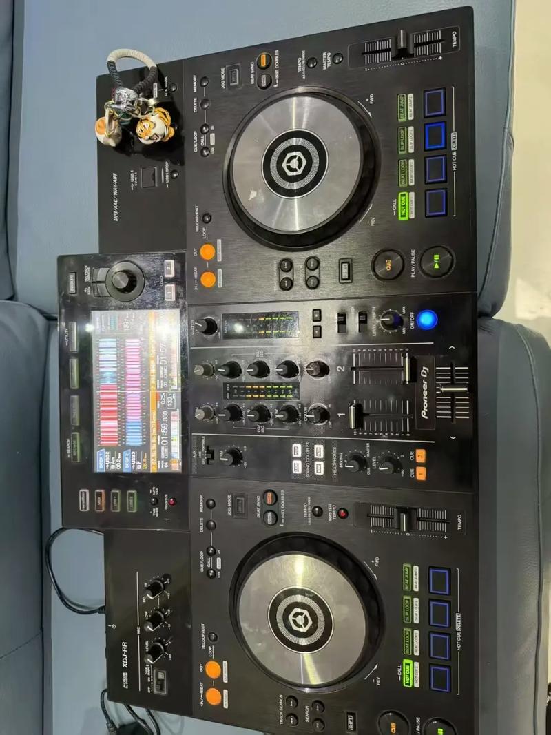 制作嘻哈音乐需要哪些基本设备