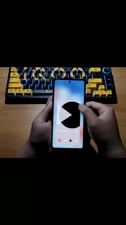 iQOO原子组件怎么变黑色