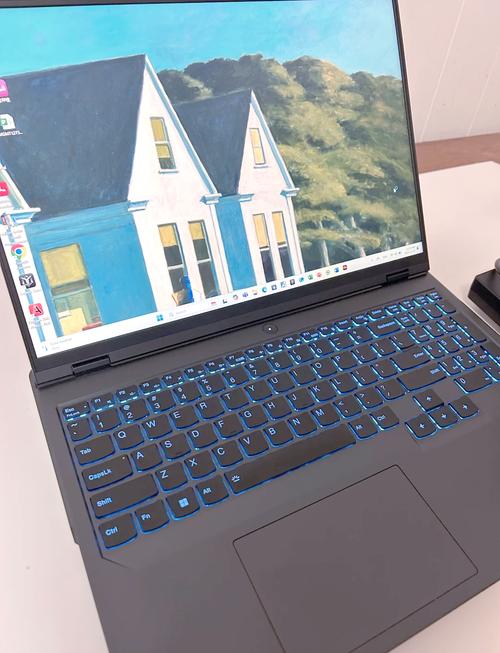 笔记本电脑加拿大和国内哪边便宜???