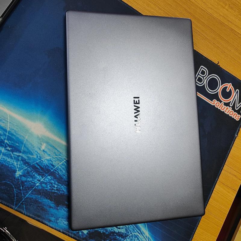 华硕新品有触屏笔记本吗