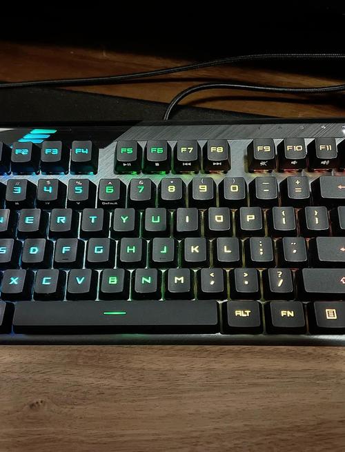 联想笔记本电脑有一款全键盘的是什么型号