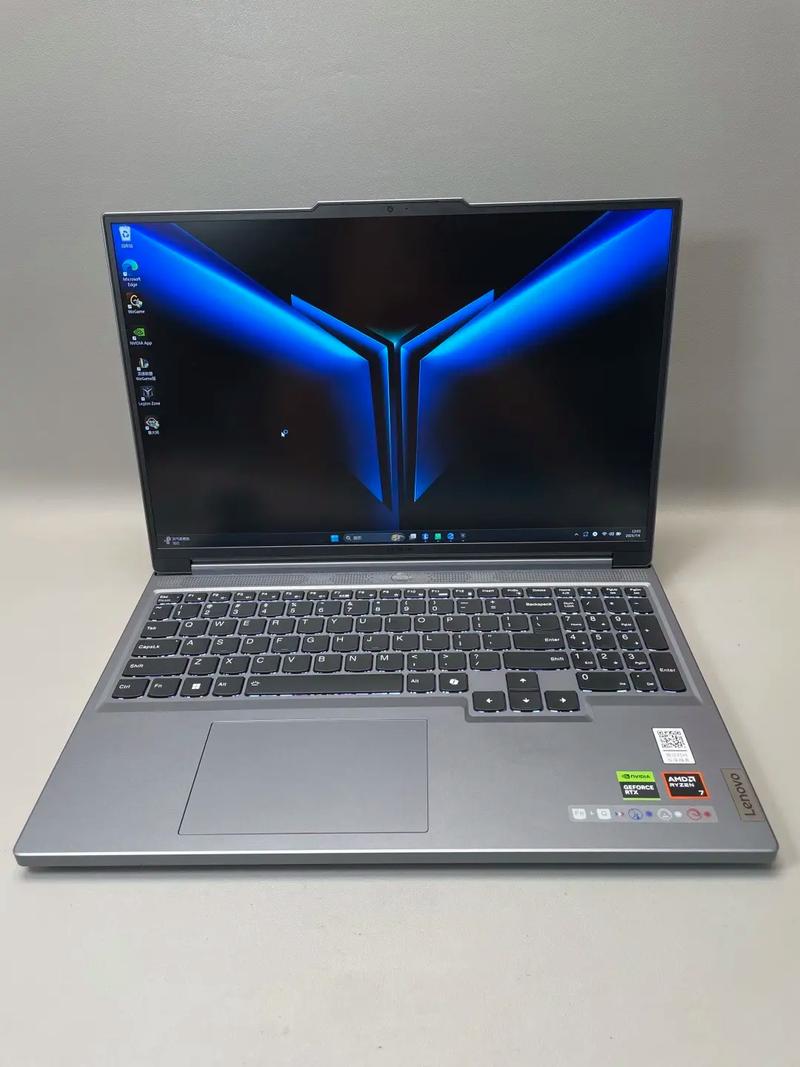 3000左右的笔记本,能打cf的推荐一下