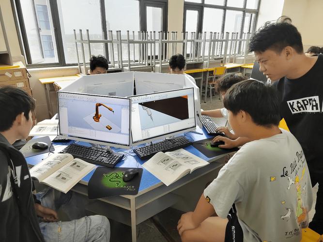 大一新生学acd制图买什么配置的笔记本电脑好?