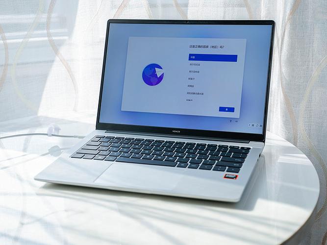 戴尔笔记本哪个型号的有蓝色?