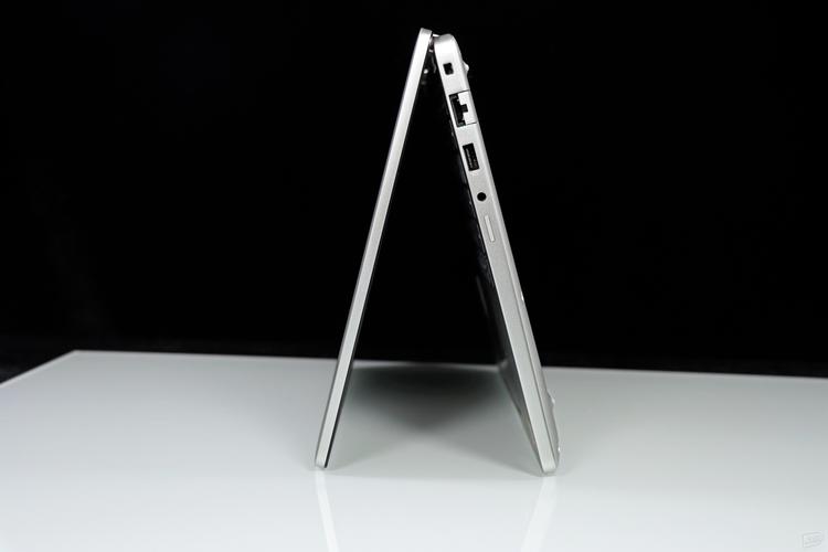 能跑30b模型的笔记本电脑