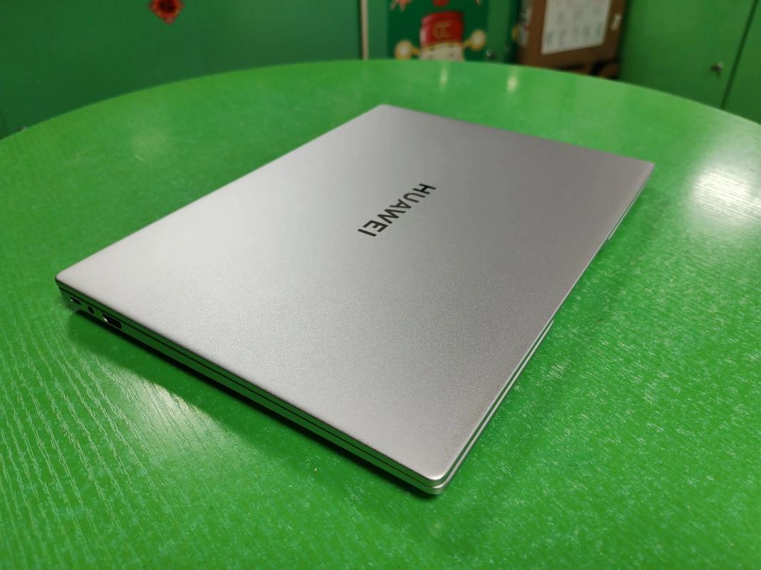 求笔记本电脑排名榜,有哪些比较推荐?