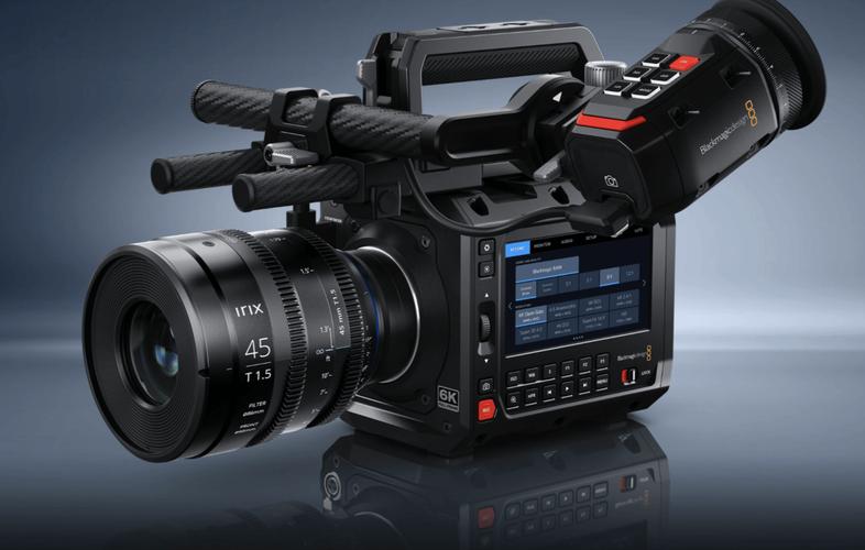 大学学的数字传媒专业,该买什么配置的笔记本电脑比较好