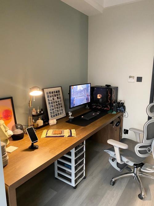 我是女生想要一个笔记本电脑,能做大型室内设计效果,能推荐一个吗,最...