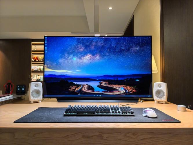 尤兰达unpc超级电脑怎么样,请高手指点指点!有电视上放的那么好吗?如...