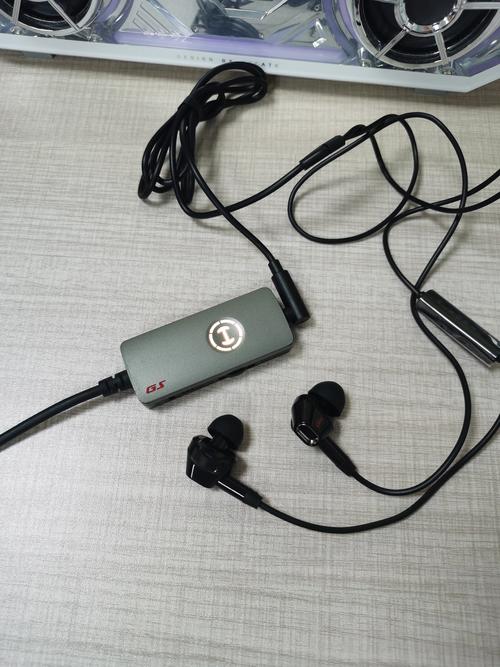 电脑如何接入有线耳机