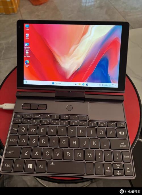 嫌弃MicroPc屏幕小?GPD还有8.9寸高颜值迷你本,更适合商务人士