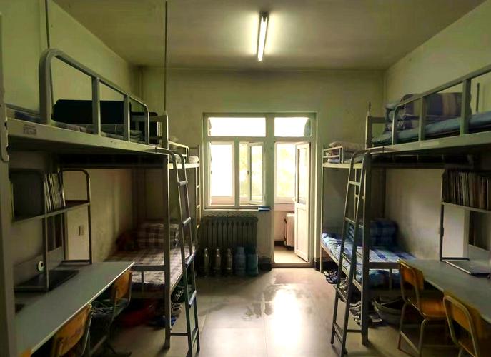 大学必备物品清单女生