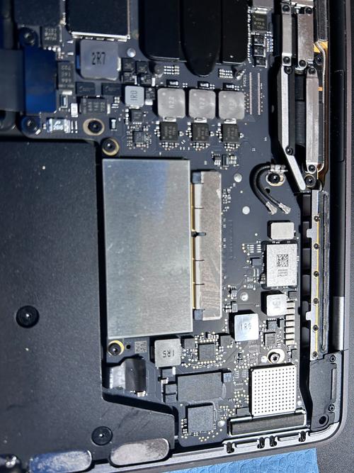 拆苹果电脑硬盘的螺丝刀型号苹果macbookproa1278换硬盘