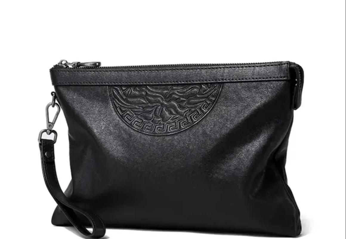 想选一款双肩包,哪个品牌值得入手