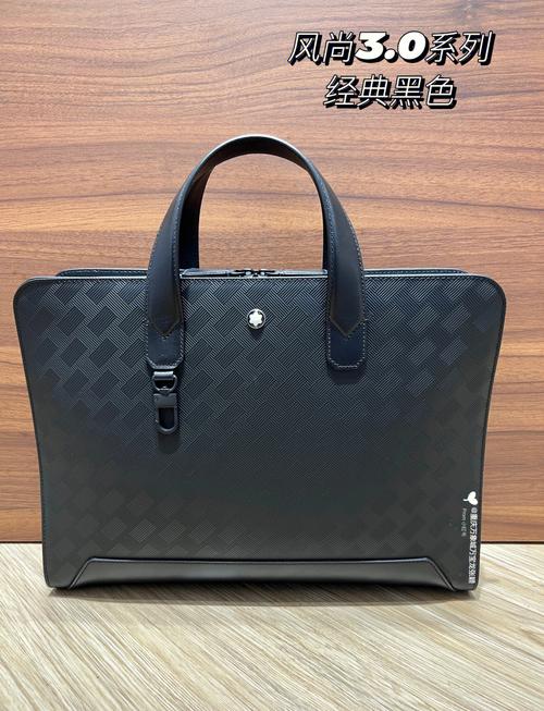 适合装电脑的斜挎包有哪些推荐?