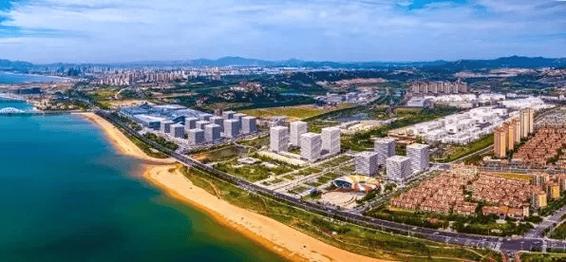 今天,青岛第一大学区荣耀诞生!
