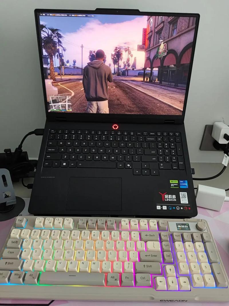 我玩GTA5,买什么电脑可以完美运行,在3年内都可以,要笔记本,在4200左右...