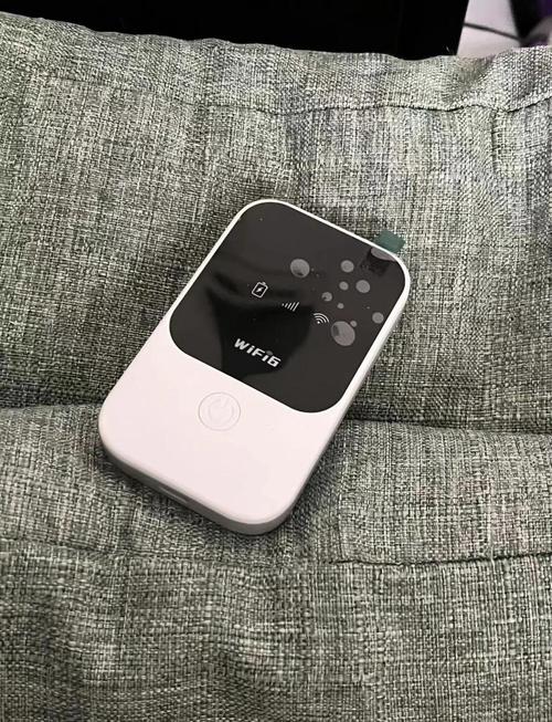 想买一个随身WiFi,但是怕在宿舍大家一起用会卡,有推荐比较靠谱的吗?