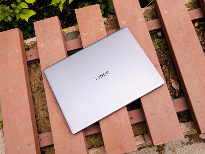 华为matebook16大屏笔记本评测(5000元左右预算的电脑笔记本推荐)